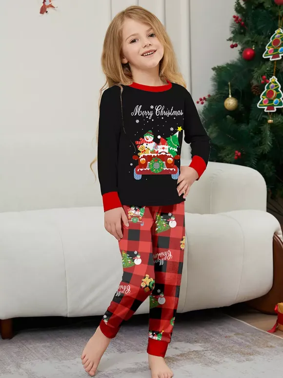 Pyjamas de Noël familiaux à carreaux noirs et rouges motif voiture et bonhomme de neige collection 2026