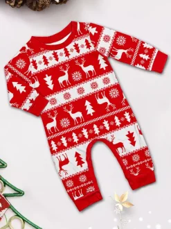 Pyjamas familiaux à imprimé sapin de Noël rouge et blanc et rennes collection fêtes 2026