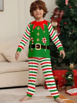 Pyjamas familiaux à rayures vertes et rouges sur le thème des lutins collection Noël 2026