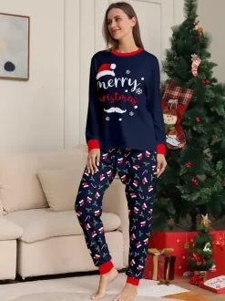Pyjamas familiaux bleu marine et rouge « Joyeux Noël » imprimé canne à sucre collection 2026