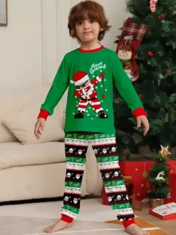 Pyjamas de Noël assortis pour toute la famille motif Père Noël dab noir et rouge collection 2026