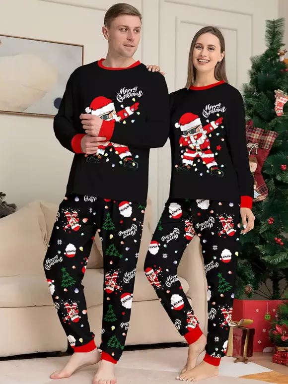 Pyjamas de Noël assortis pour toute la famille motif Père Noël dab noir et rouge collection 2026