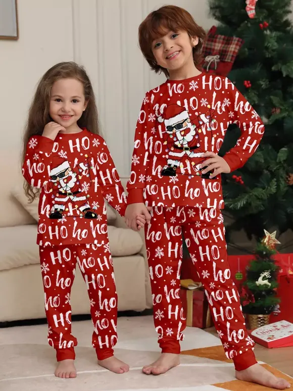 Pyjamas de Noël assortis pour toute la famille imprimé Père Noël rouge « Ho Ho Ho » collection 2026