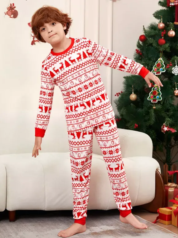 Pyjamas de Noël familiaux classiques à imprimé rennes rouges et blancs collection 2026