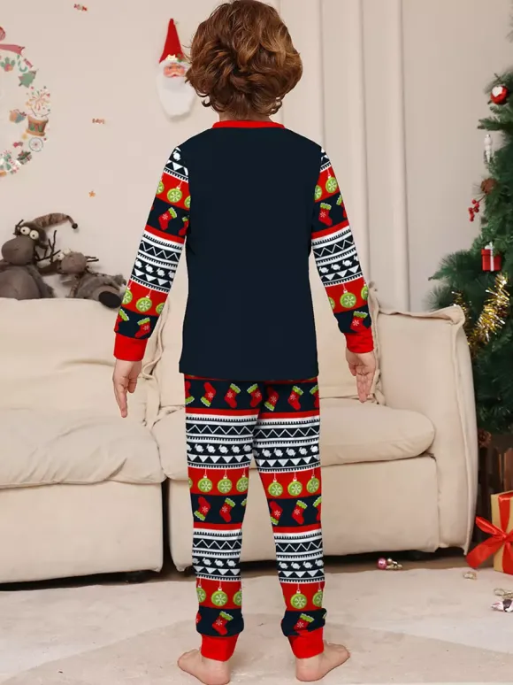 Pyjamas de Noël familiaux à motifs Fair Isle bleu marine rouge et vert collection 2026