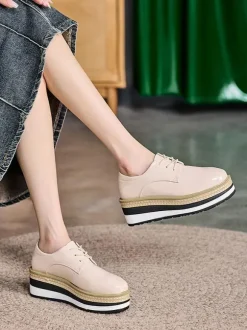 Richelieus en cuir verni à bout rond et talon compensé pour femme