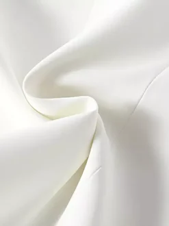 Robe blazer courte pour femme avec revers cranté strass et chaîne découpée
