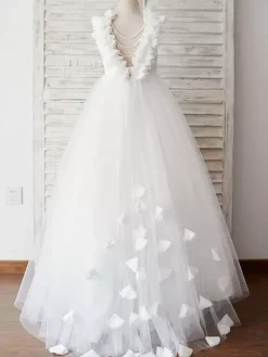 Robe cortège enfant col rond brodé dos en V décoré des fleurs jupe en tulle longeur à la cheville Robe fille de fleur