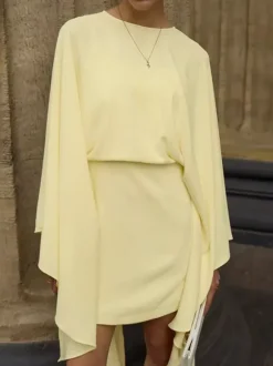 Robe courte beige en polyester à manches longues et col rond pour femme style Daily Dresses.