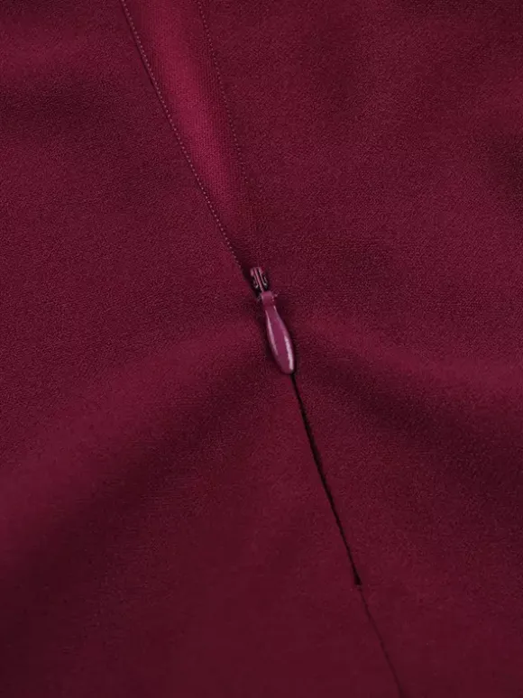 Robe courte bordeaux à ourlet en pétales de rose 3D pour femme - Robe moulante romantique avec foulard - Tenue de soirée estivale élégante et raffinée 2026