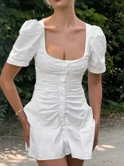 Robe courte en coton respirant pour femme - Style cottagecore blanc - Manches bouffantes col carré froncé - Idéale pour une garden-party ou une soirée romantique en été (2026)