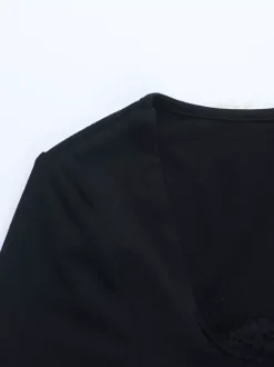 Robe courte en dentelle à col carré pour femme - Robe moulante noire à volants gothiques superposés et manches longues - Tenue de soirée printanière 2026