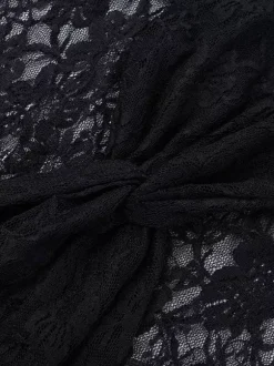 Robe courte en dentelle florale transparente pour femme - Robe moulante noire à col montant et manches longues de style gothique - Tenues de soirée printanières 2026