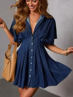 Robe courte en jean à manches courtes pour femme - Robe chemise en jean bleu foncé plissée à taille boutonnée - Idéale pour une soirée décontractée d'été 2026
