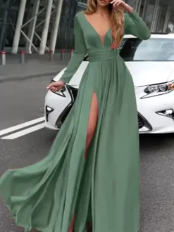 Robe de bal 2026 A-line col en v en soie élastique comme satin Robes de soirée plissées sur le devant à manches longues