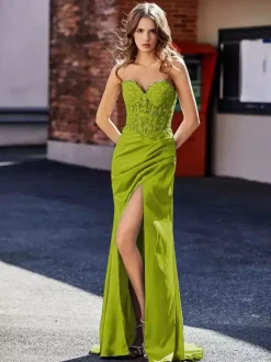 Robe de bal robe de soirée bustier zip sur dos haut en dentelle jupe fendue en satin au sol