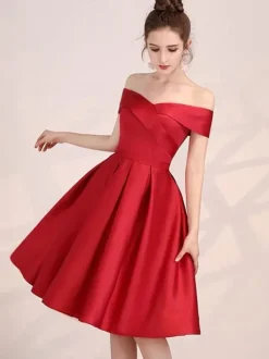 Robe de bal rouge en satin laçage sur dos hors de l'épaule longueur au genou robe cérémonie