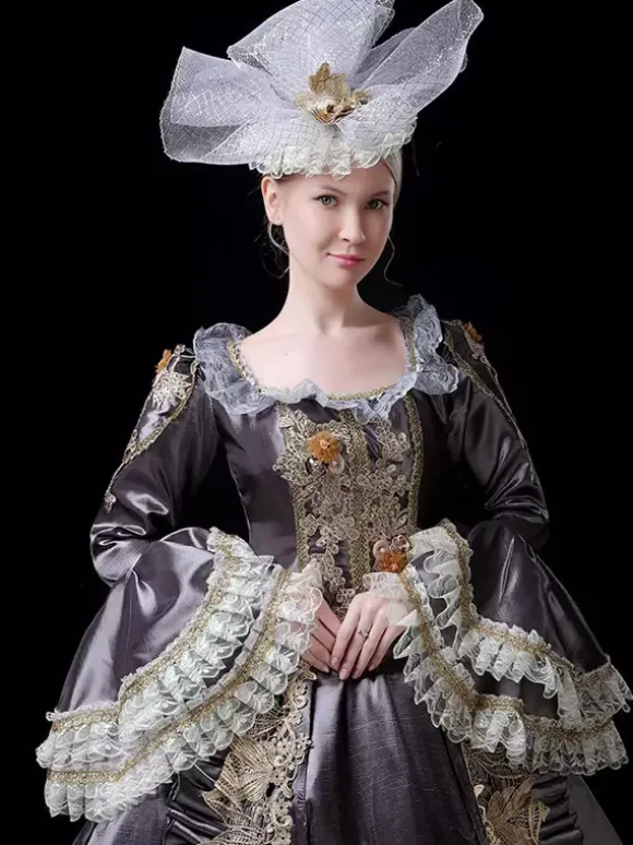 Robe de bal victorienne rococo vintage pour femme manches évasées ornées de dentelle.