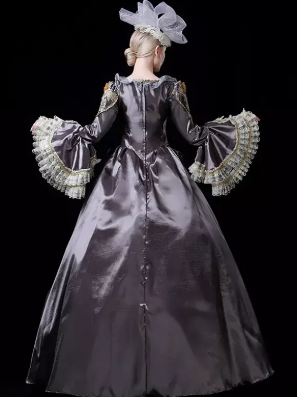 Robe de bal victorienne rococo vintage pour femme manches évasées ornées de dentelle.