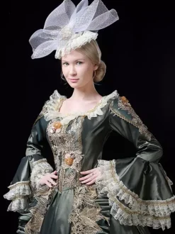 Robe de bal victorienne rococo vintage pour femme manches évasées ornées de dentelle.