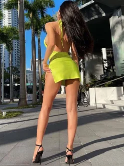 Robe de Club Courte Sexy en Mousselines avec Bretelles à Col Décolleté en V Coupe Cintrée avec Fente Unicolore Robe de Club Sexy