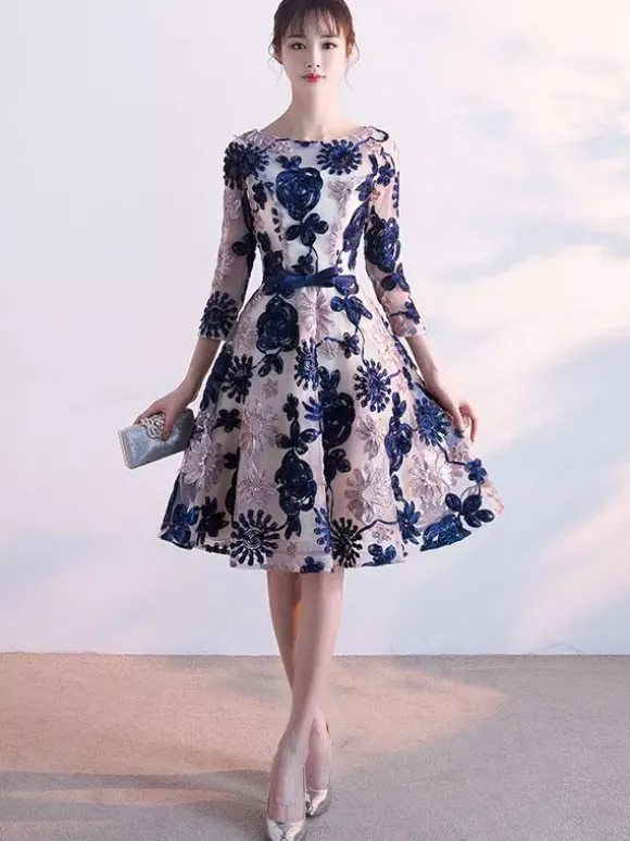 Robe de cocktail col bateau demi-manche bleu marine foncé longueur au genou Robe de soirée