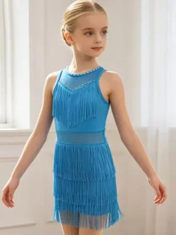 Robe de danse latine pêche pour fille en polyester avec franges élégantes. Tenue de danse latine.