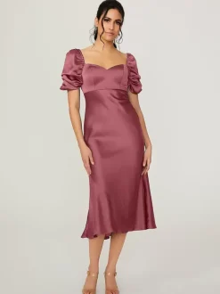 Robe de demoiselle d'honneur courte élastique en soie comme du Satin manches courtes dos nu col en c艙ur robes de soirée de mariage