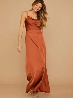 Robe de demoiselle d'honneur en satin à bretelle zip sur dos