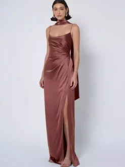 Robe de demoiselle d'honneur en tissu satiné robe de bal longueur au sol robe de soirée de mariage