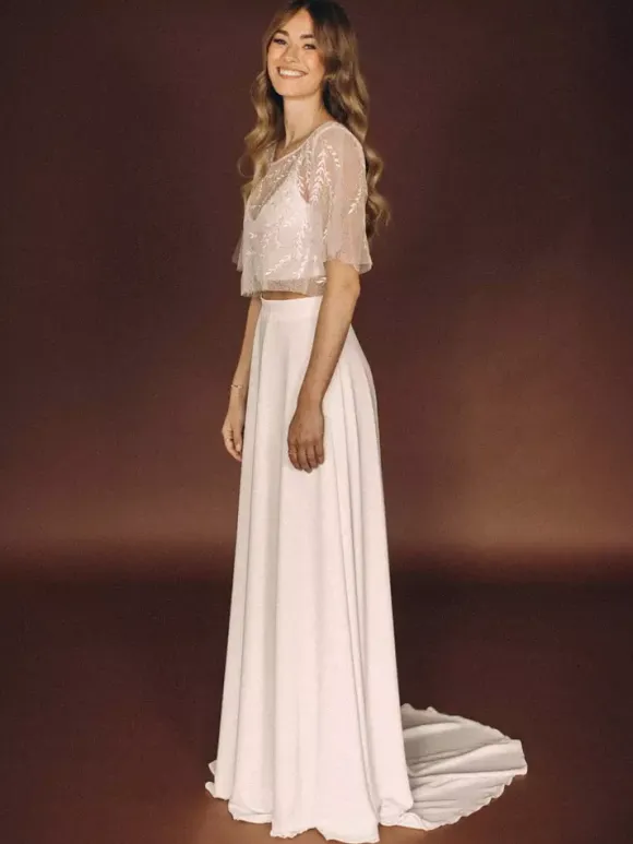 Robe de mariée 3 pièces en dentelle et satin décolleté illusion fermeture éclair manches mi-longues
