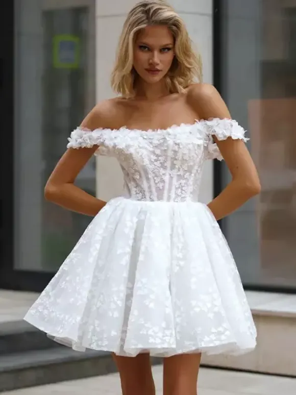Robe de mariée courte col bateau manches 3/4 coupe trapèze