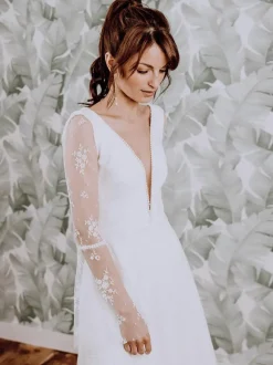 Robe de mariée courte robe de mariage civil en crêpe élastique col v manche longue en dentelle au genou