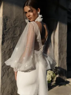 Robe de mariée courte robe mariage civil en dentelle décoré des fleurs col v manche longue noeud sur dos