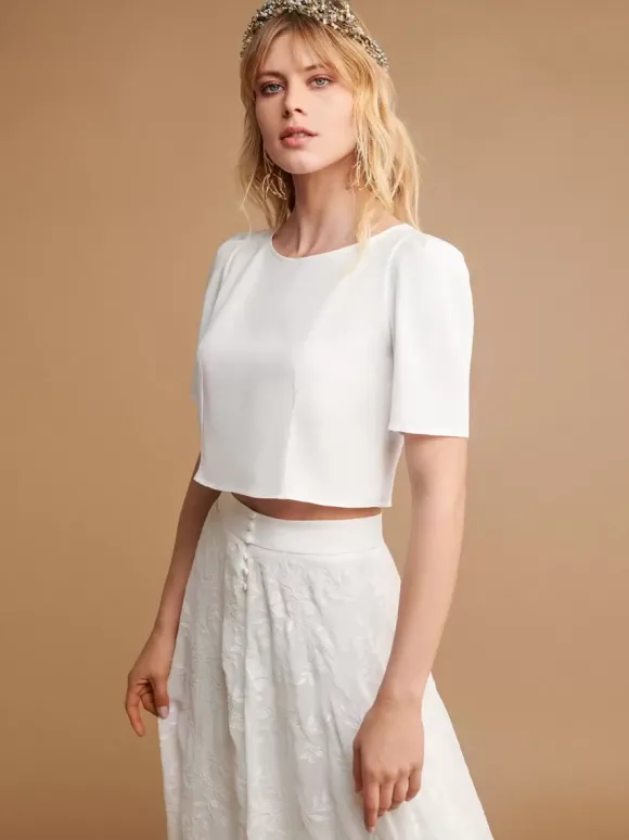 Robe de mariée deux pièces Top en crêpe jupe en mousseline boutonnée sur dos