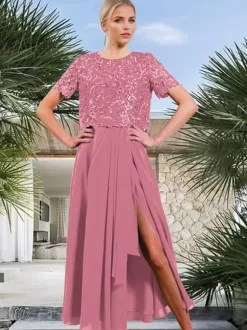 Robe de mariée mère de la mariée col bijou manches courtes coupe trapèze fendue sur le devant pour invitée de mariage