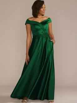 Robe de mariée pour mère col bateau sans manches ligne a embellissement en dentelle robes d'invitées de mariage