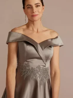 Robe de mariée pour mère col bateau sans manches ligne a embellissement en dentelle robes d'invitées de mariage