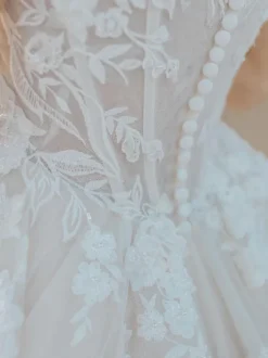 Robe de mariée princesse 2026 A-ligne avec train chérie cou sans manches dentelle robes de mariée personnalisation gratuite