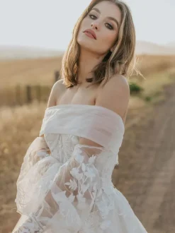 Robe de mariée princesse 2026 A-ligne avec train chérie cou sans manches dentelle robes de mariée personnalisation gratuite