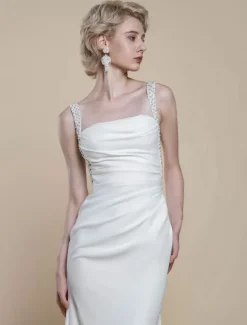 Robe de mariée simple à décolleté sans manches avec perles et sirène