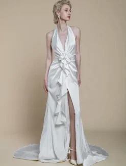 Robe de mariée simple en polyester avec décolleté sans manches et fleurs gaine 50 cm