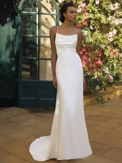 Robe de mariée simple en tissu satiné col carré sans manches robes de mariée sirène