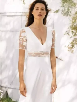 Robe de mariée simple robe de bal col en V manches courtes découpes de 20 cm