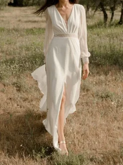 Robe de mariée simple robe de mariage col V manche longue jupe fendue au sol