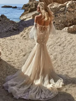 Robe de mariée sirène à traîne manches mi-longues et sequins décolleté c艙ur