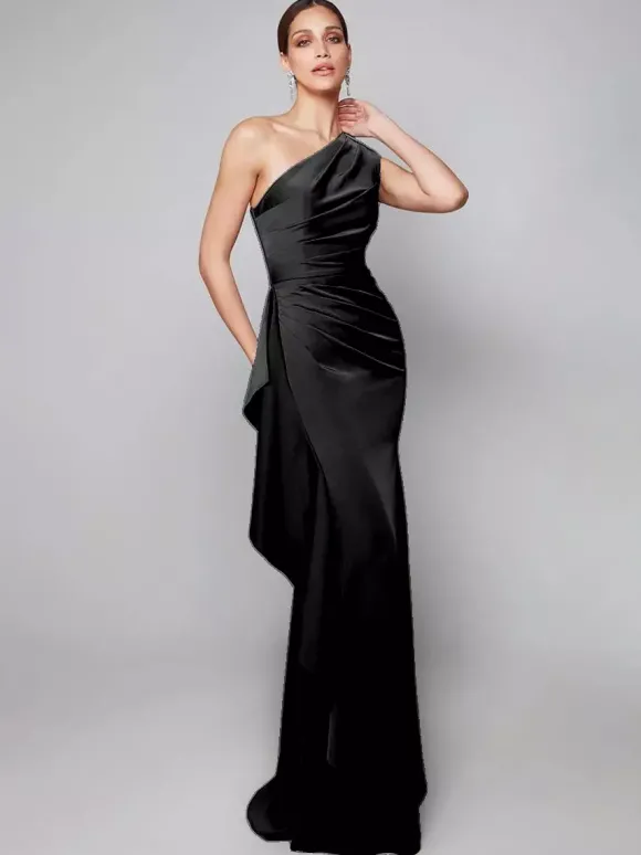 Robe de mère asymétrique plissée à une épaule robes d'invitées de forme sirène pour mariage
