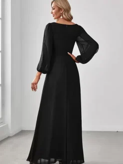Robe de mère col en V manches longues ligne a robes d'invitées de mariage appliquées