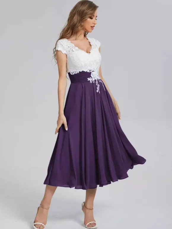 Robe de mère de mariée robe d'invitée mariage col v en dentelle jupe plissée