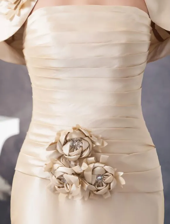 Robe de mère de mariée sirène champagne en satin deux pièces longueur au sol robe d'invitée